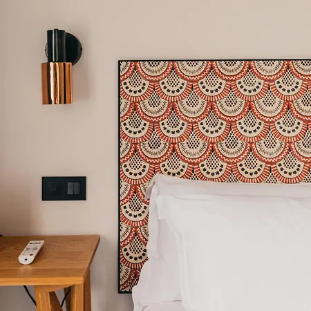 La Guitoune Hotel