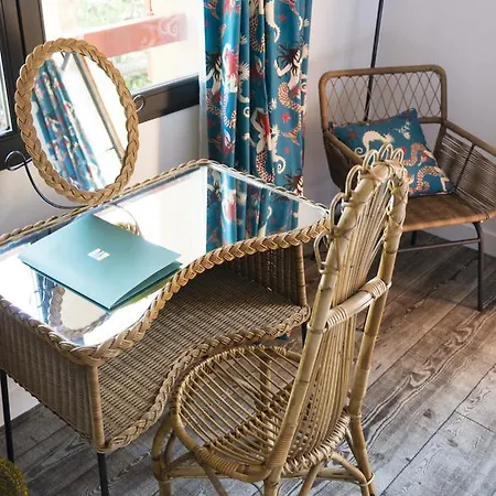 La Guitoune بيلا-سور-مير