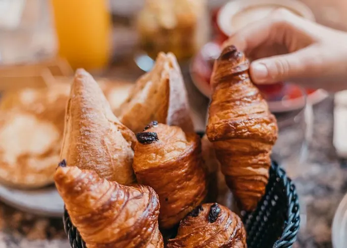 Отель La Guitoune Пила-сюр-Мер