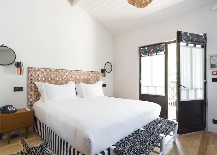 Отель La Guitoune 4*