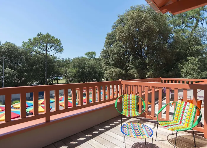 Отель La Guitoune 4*